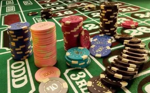 Ilustrasi bonus cashback yang tersedia secara rutin di geraitoto